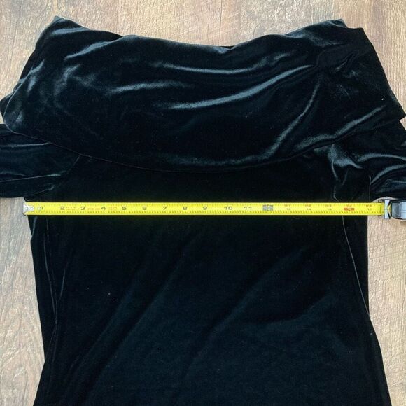 Talbots Black Velvet Off the Shoulder Stretch Top Petite PS Romantic Mob‎ Wife - Picture 4 of 7
